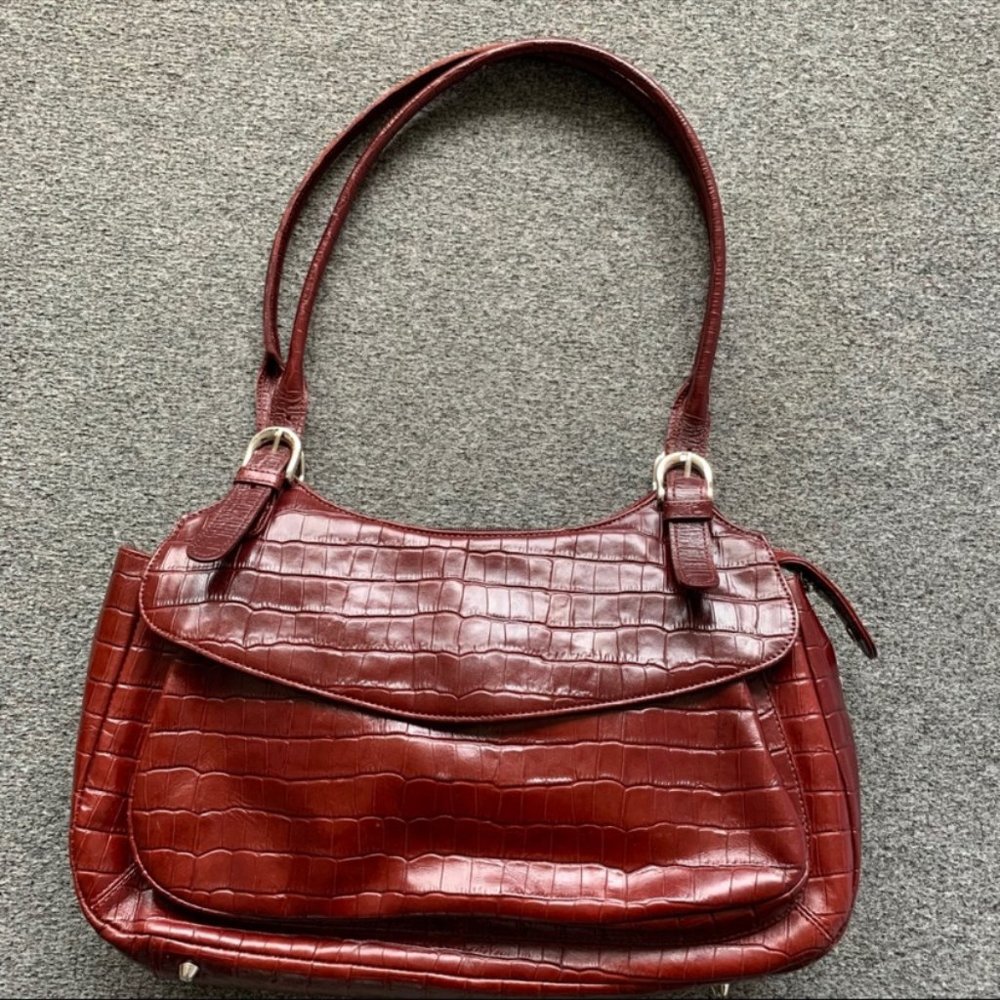 Max New York Shoulder Bag